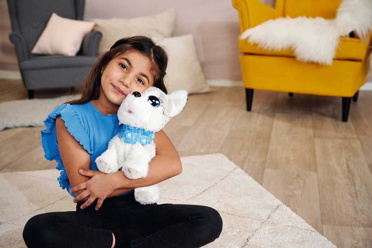 Chi Chi Love Interaktyvus Šuniukas Happy Husky – 12 Komandų, 30 Cm