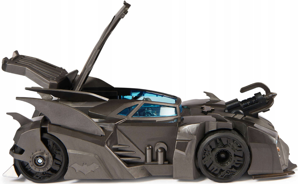 DC Comics Betmeno Figūrėlė 10 cm + Batmobilis su Priedais – Rinkinys Vaikams 4+