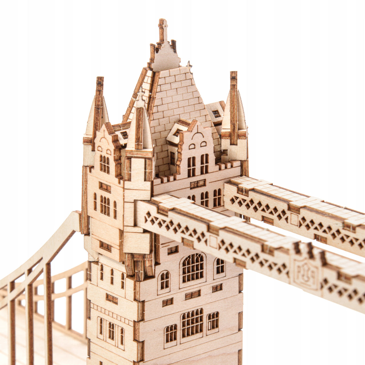 Medinė 3D dėlionė Tower Bridge – medinio tilto modelis dovanai