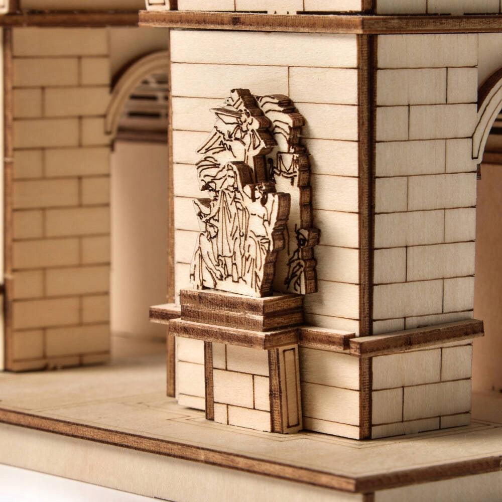 Medinis 3D Modelis „Paryžiaus Triumfo Arka“ – Surenkama Fanieros Dėlionė