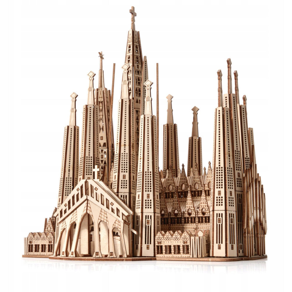 Medinis 3D Sagrada Familia Barselonos modelis – surenkama dėlionė iš faneros