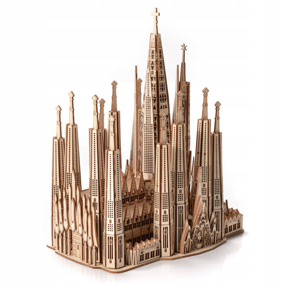 Medinis 3D Sagrada Familia Barselonos modelis – surenkama dėlionė iš faneros