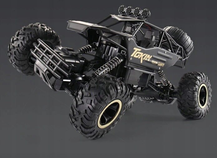 Didelis Nuotolinio Valdymo Automobilis RC – Metalinis Visureigis su Pavara 4x4, Mastelis 1:12