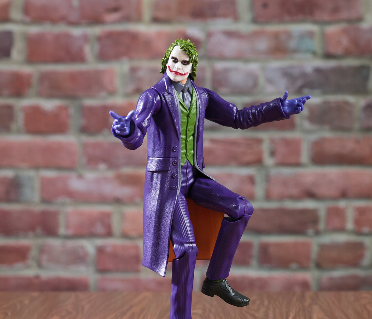 Jokerio Figūrėlė – DC Comics The Dark Knight, 30 cm