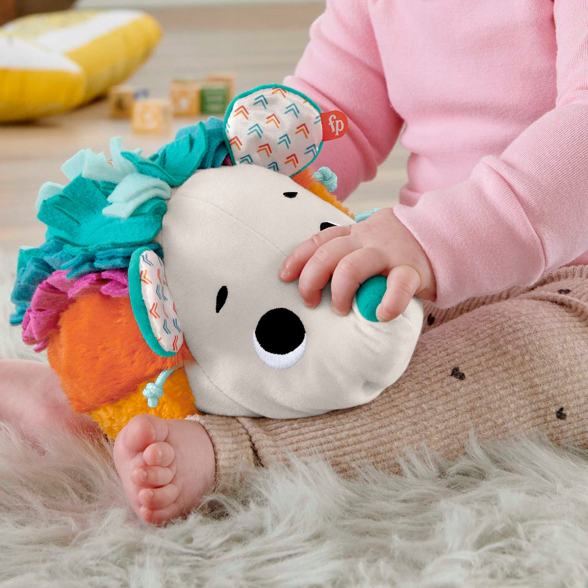 Fisher-Price Sensorinis Pliušinis Ežiukas – Montessori Žaislas Kūdikiams