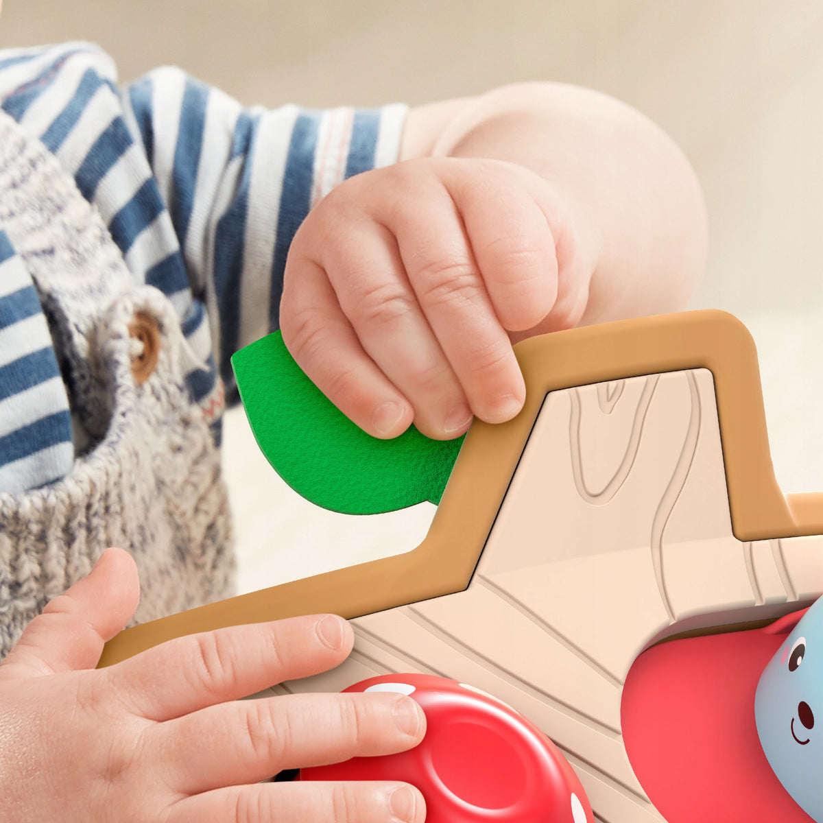 Fisher-Price Iššokantys Gyvūnėliai – Interaktyvus Žaislas Kūdikiams 9M+