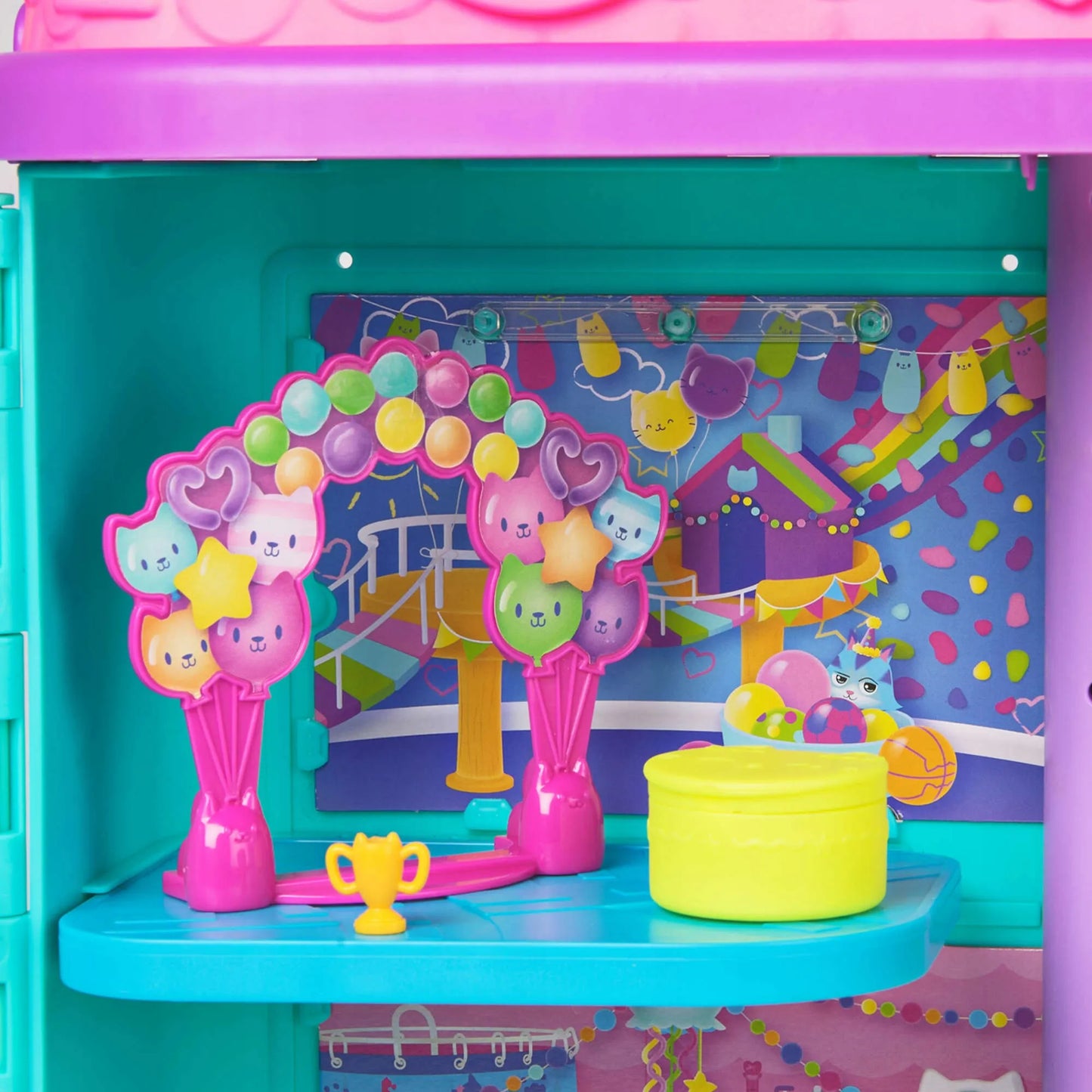 Gabby's Dollhouse didysis interaktyvus vaivorykštinis namas + lėlė Gabby su garsais 60 cm