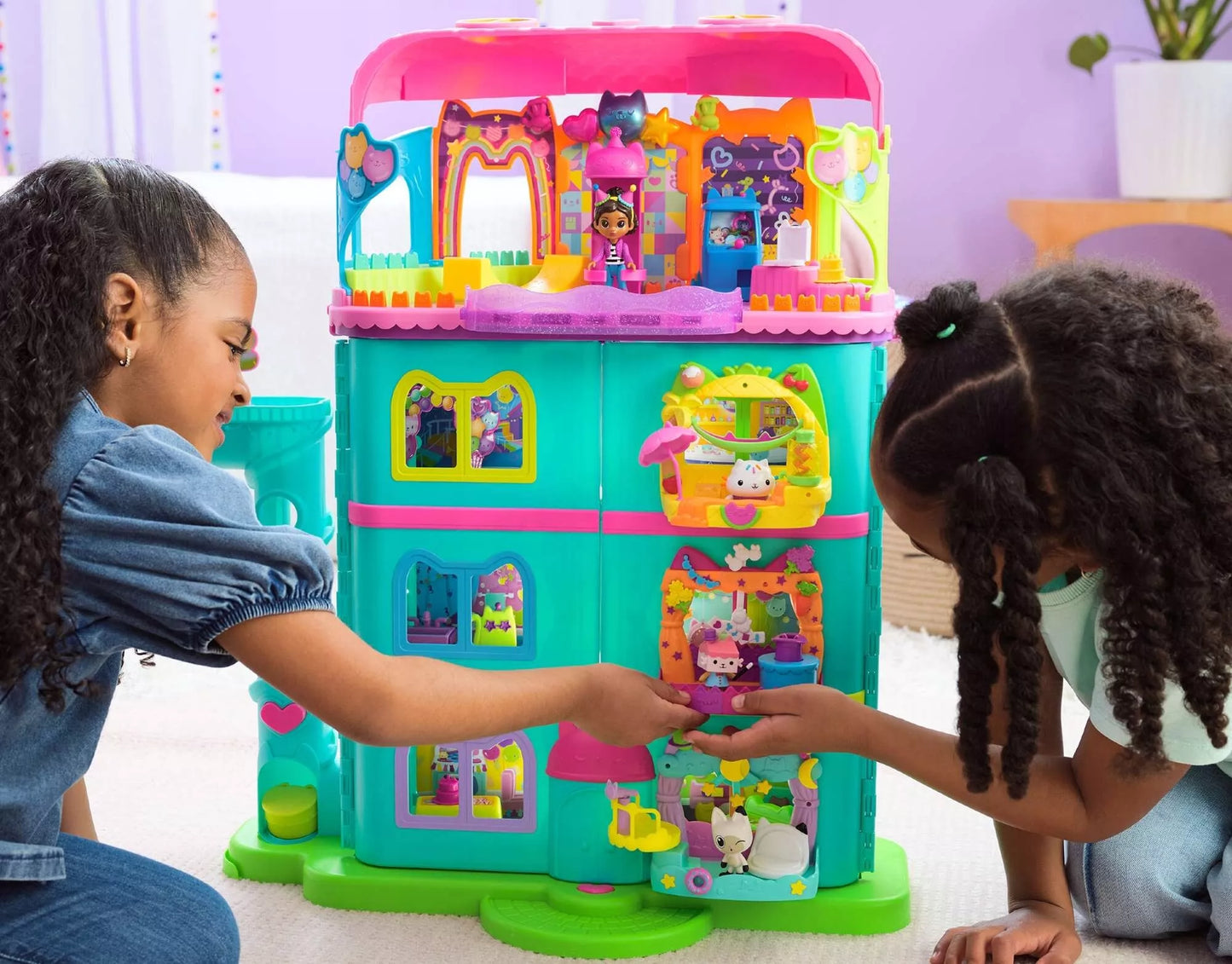 Gabby's Dollhouse didysis interaktyvus vaivorykštinis namas + lėlė Gabby su garsais 60 cm