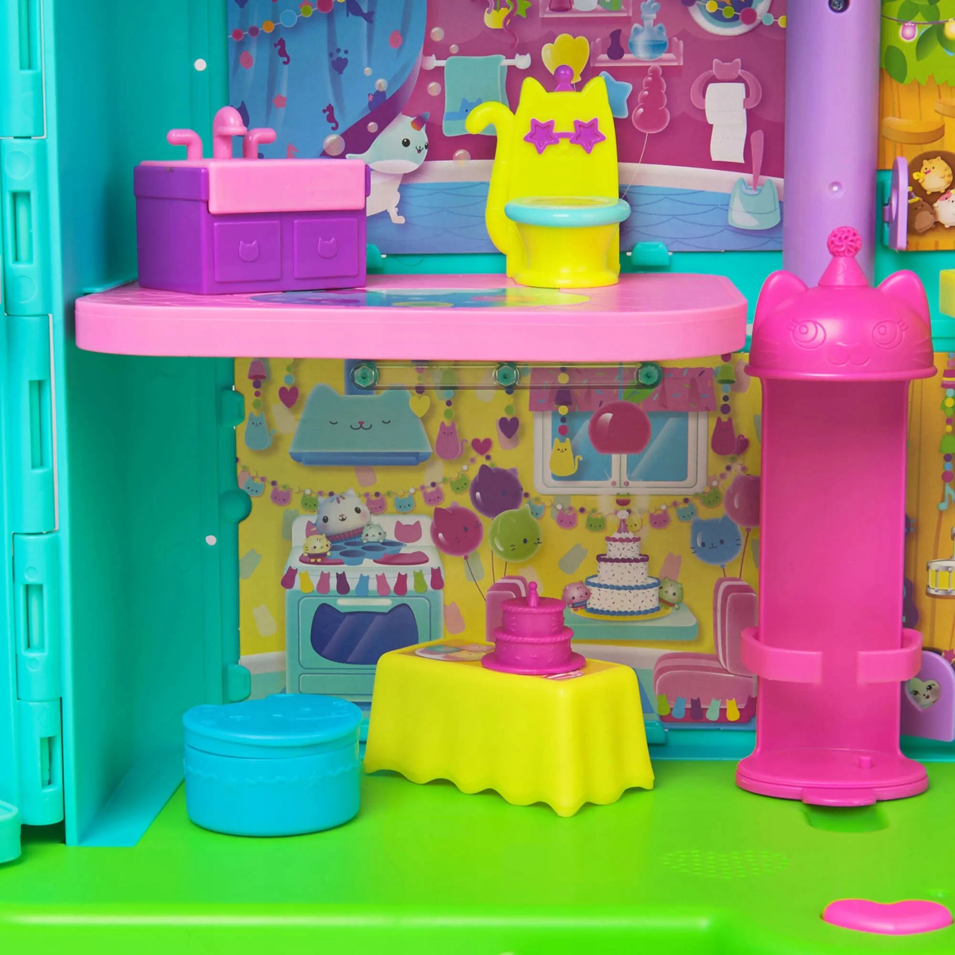 Gabby's Dollhouse didysis interaktyvus vaivorykštinis namas + lėlė Gabby su garsais 60 cm