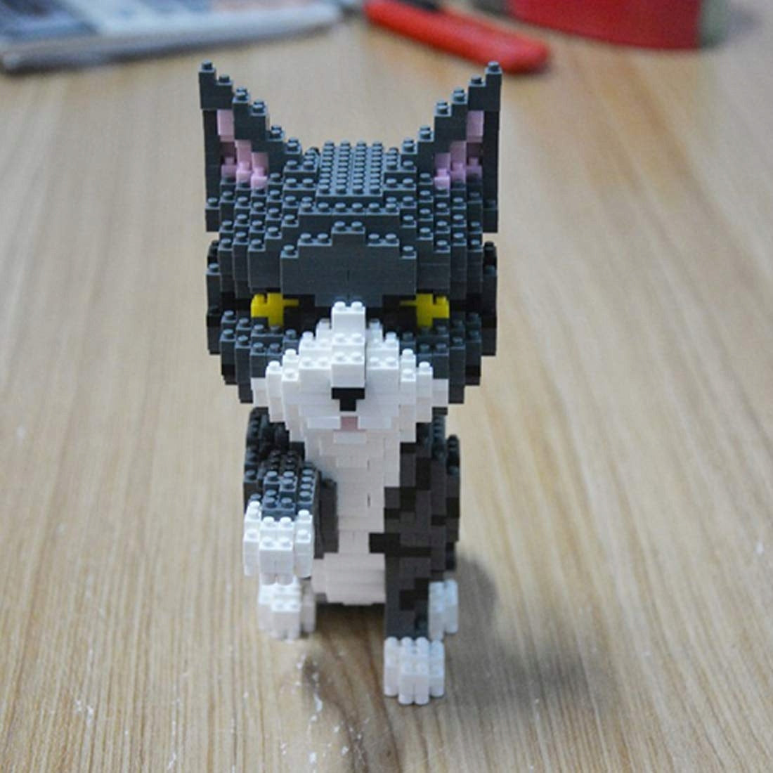 Balody Pilkos Katės Konstruktorius – 3D Mini Klocki Figūra, 1300 Detalių
