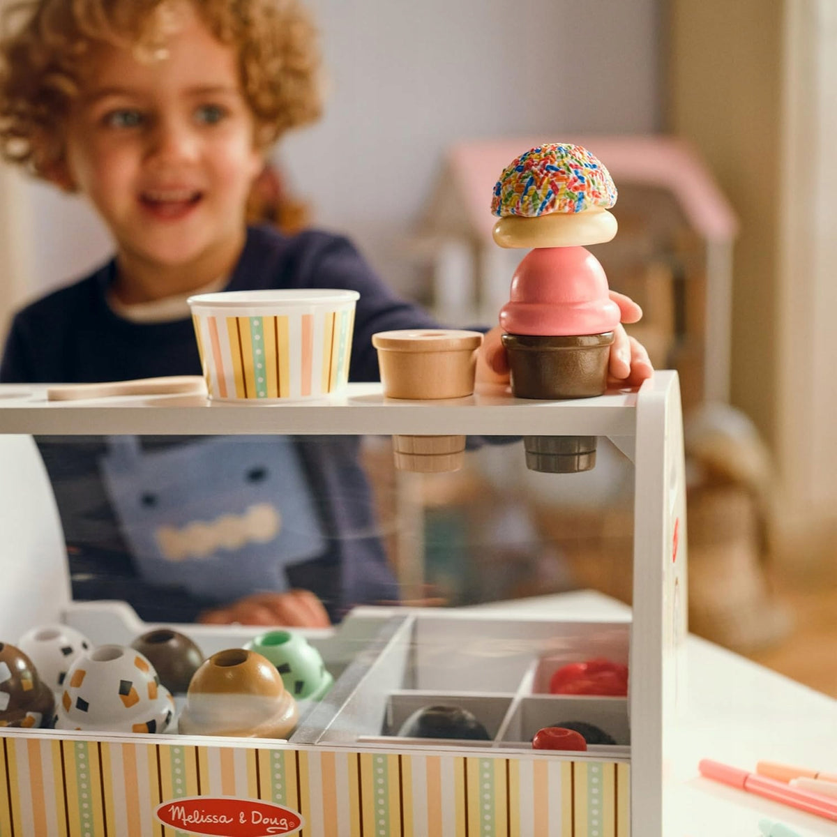 Medinė Ledainė – Ledų Parduotuvės Žaislų Rinkinys Vaikams Melissa & Doug 3+