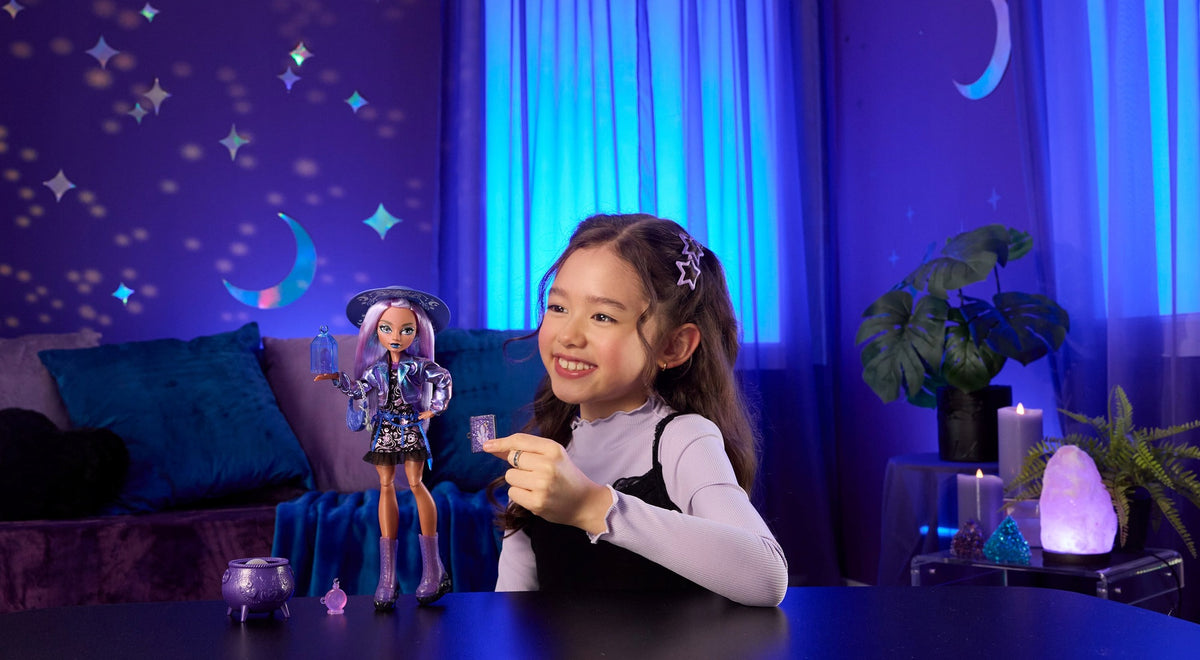 Monster High Moonspell Magic Lėlė Layla Stone – Kristalų Ragana + Priedai