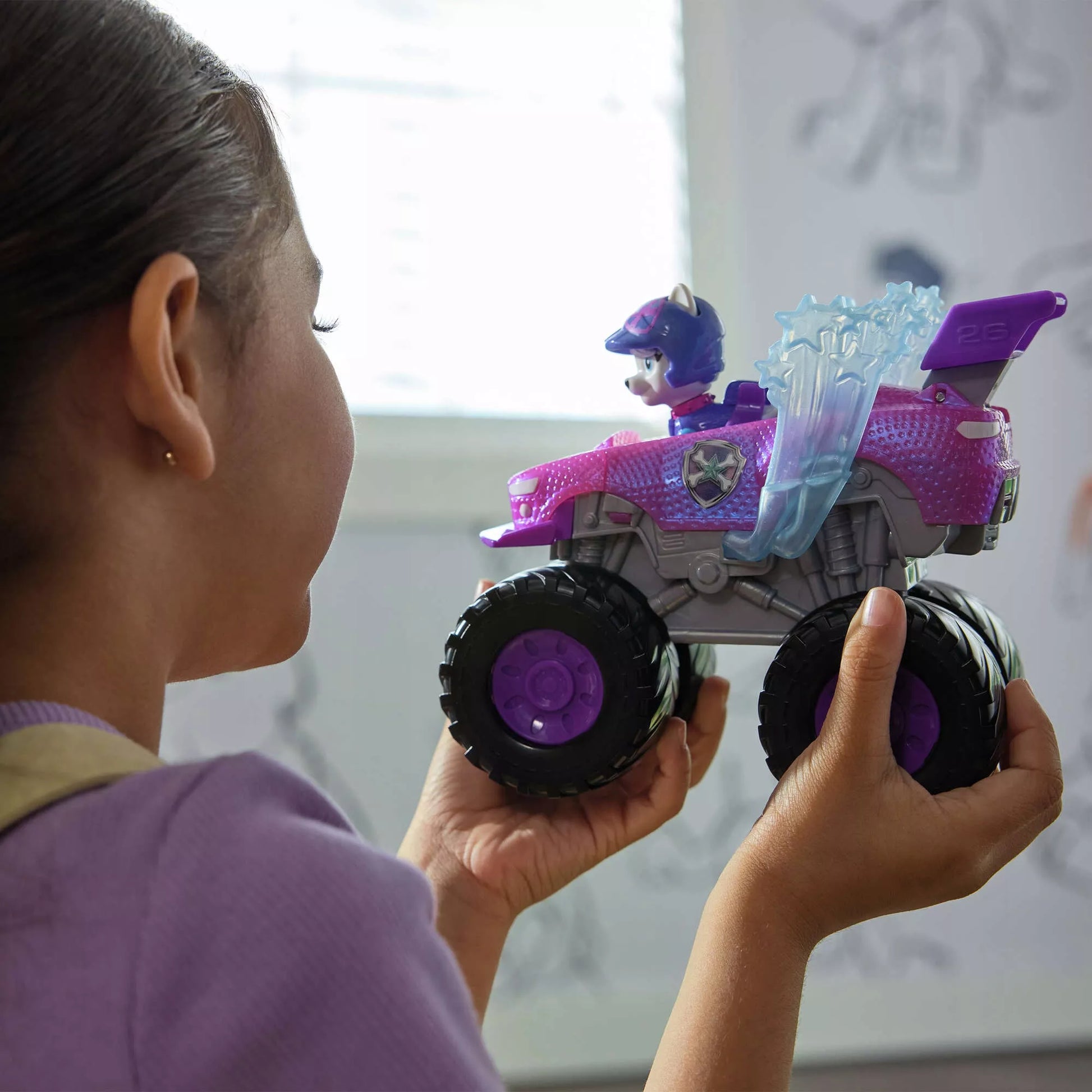 PAW PATROL ROXI visureigis RESCUE WHEELS + figūrėlė