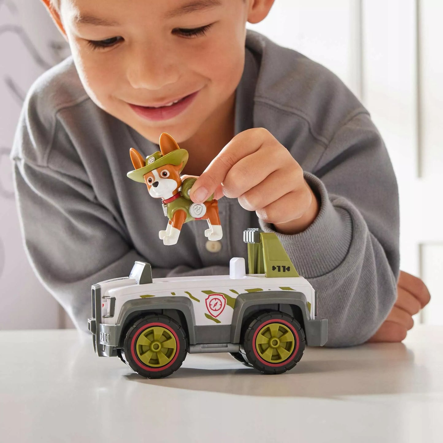 PAW PATROL TRACKER VISUREIGIS DŽIPAS + FIGŪRĖLĖ