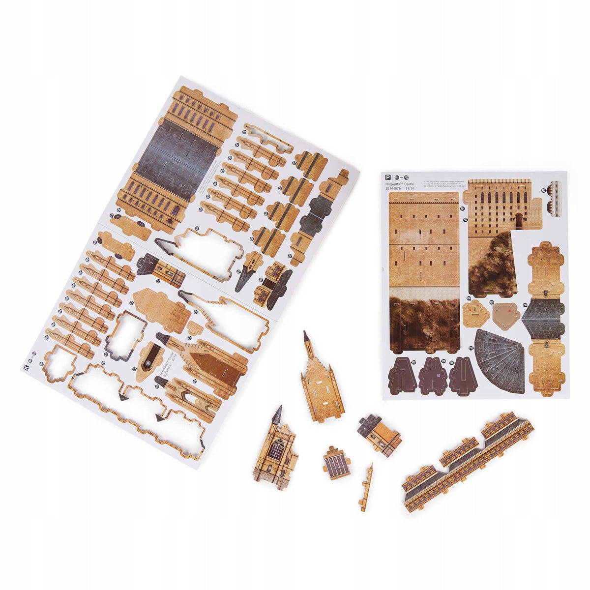 3D Dėlionė „Hogvartso Pilis“ – Harry Potter 4D Build, 48 cm + Dovana