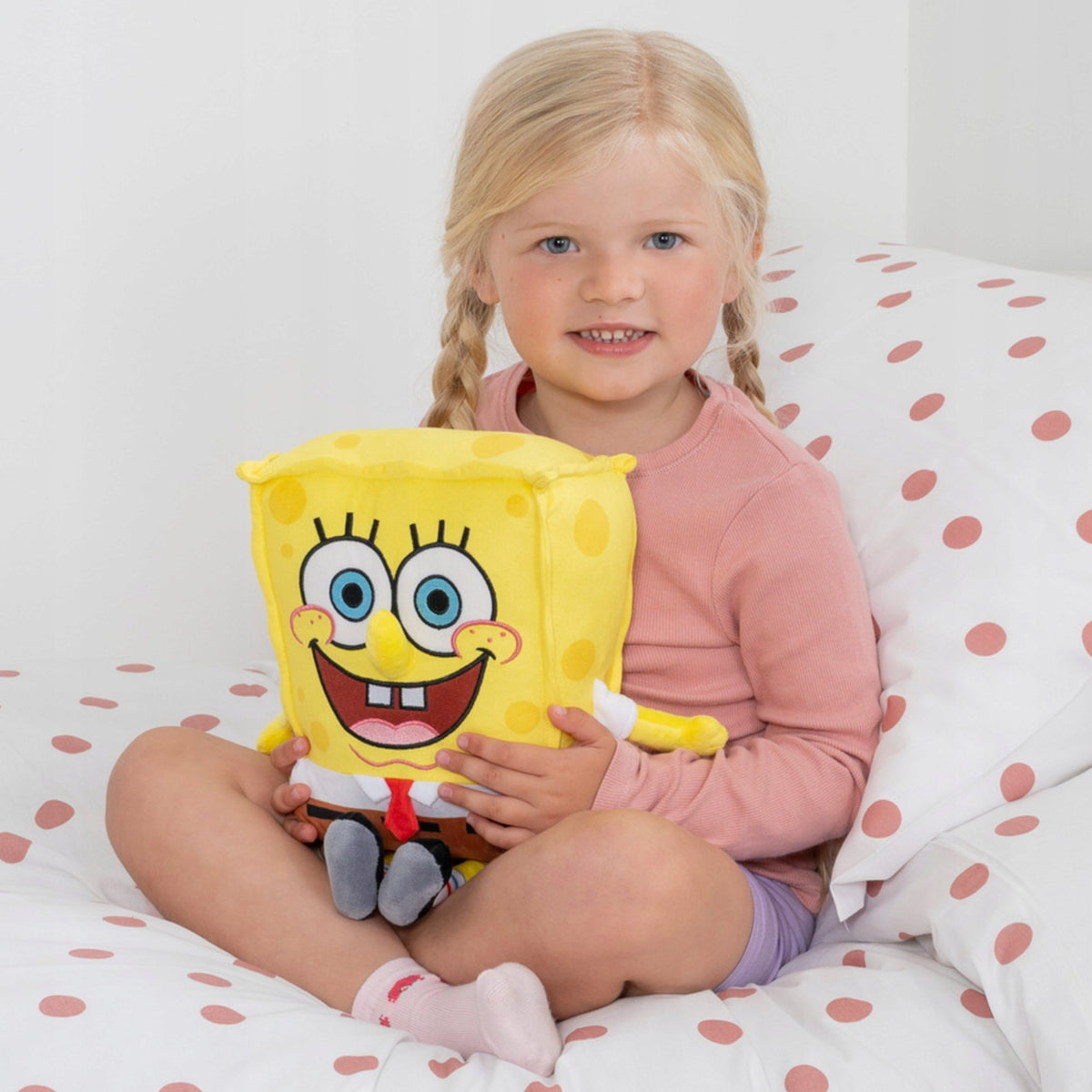 SpongeBob Kempiniukas Plačiakelnis – Pliušinis Žaislas, 30 cm