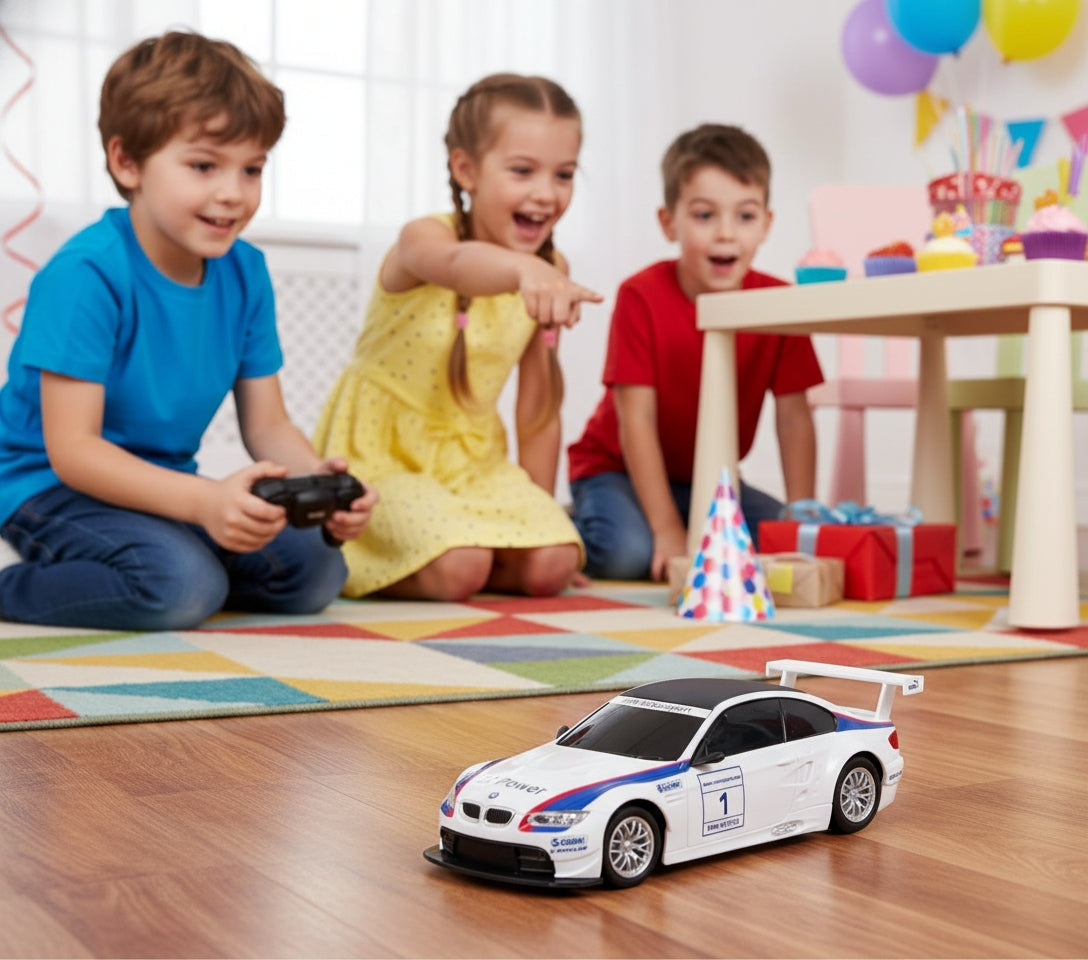 Radijo Bangomis Valdomas Automobilis BMW M3 RC 1:24 – Baltas (Coil)