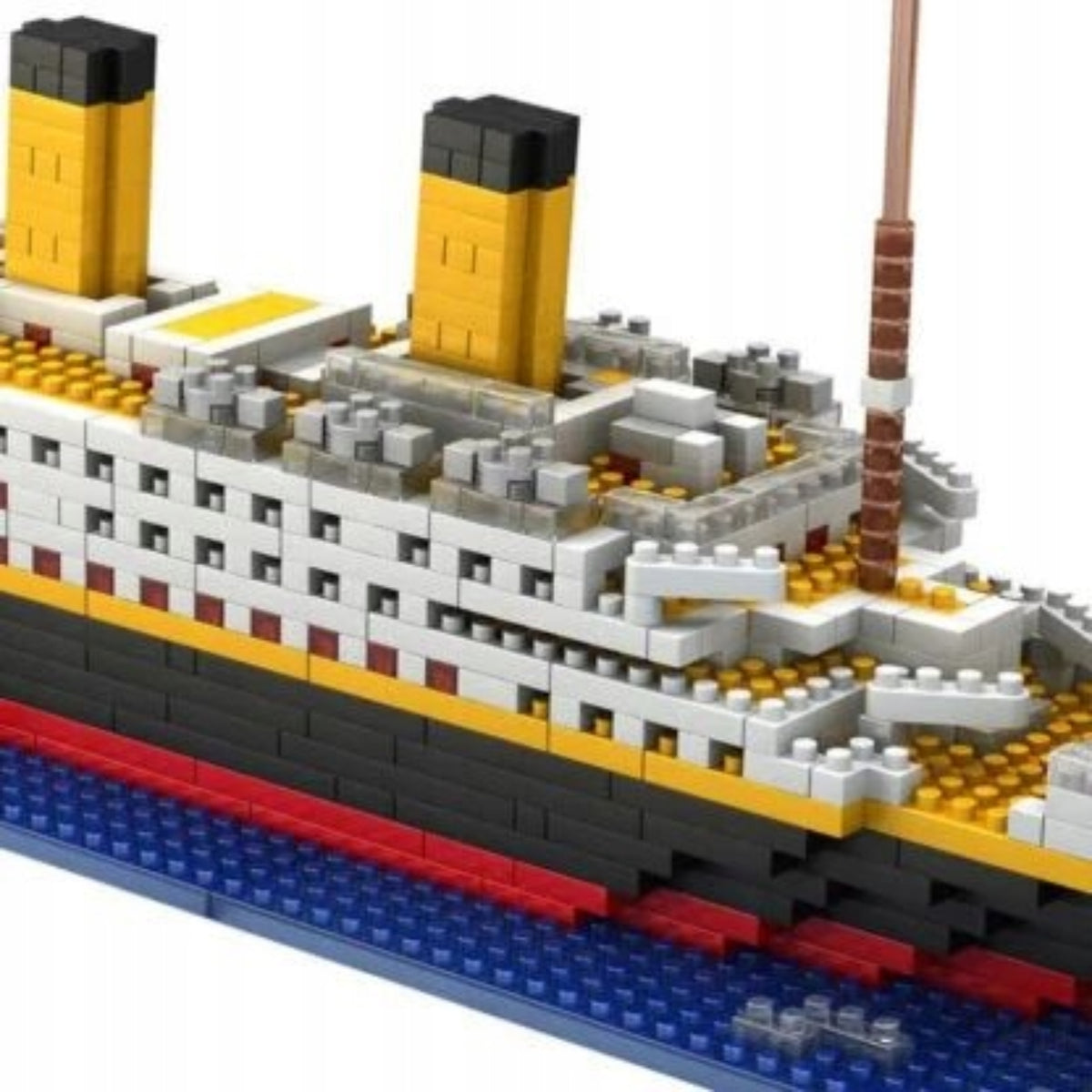 Titaniko Laivo Konstruktorius – Didelis Modelis Iš 1860 Detalių