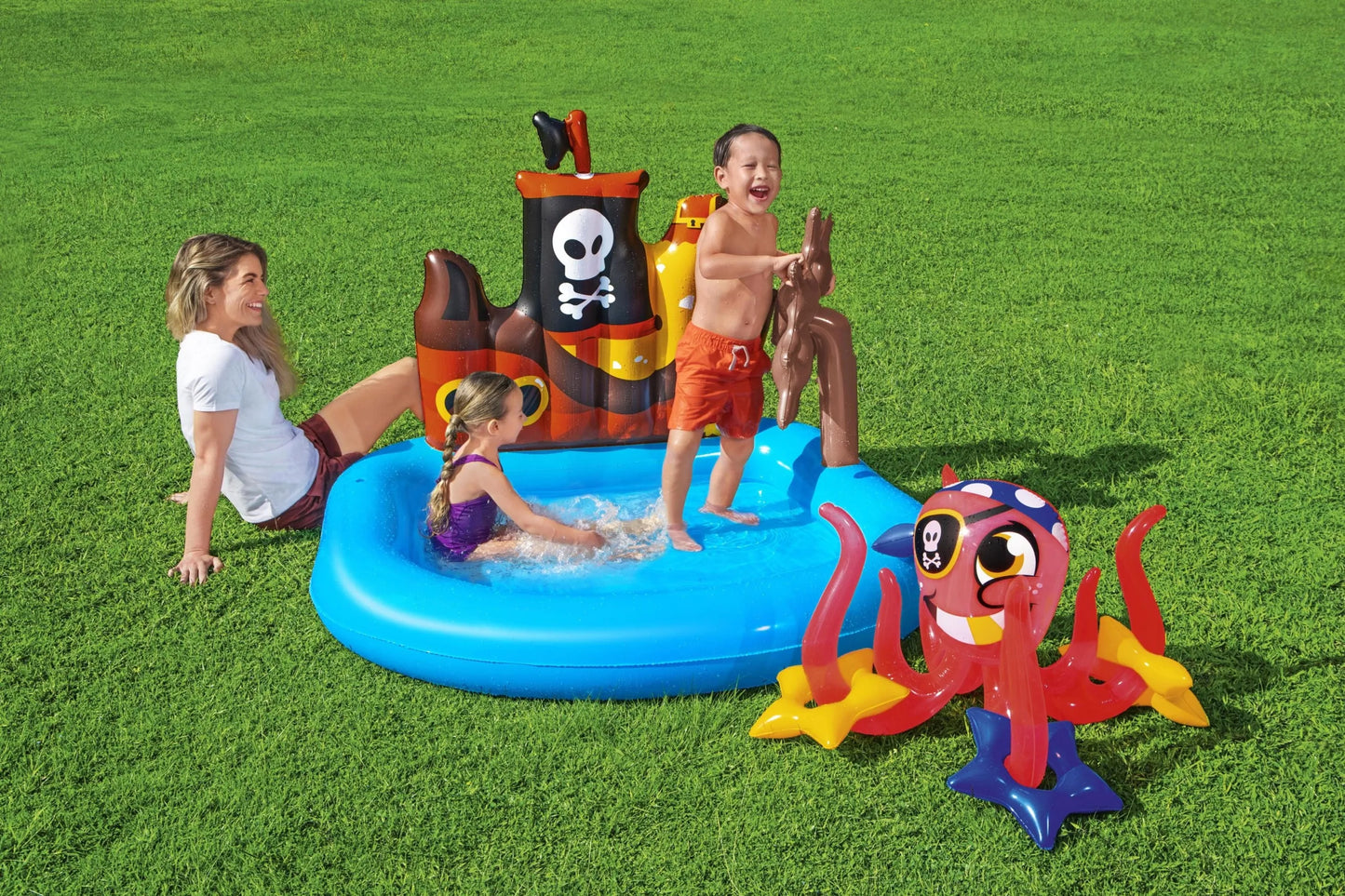 Bestway pripučiamas žaidimų baseinas Piratas 140x130x104cm B52211