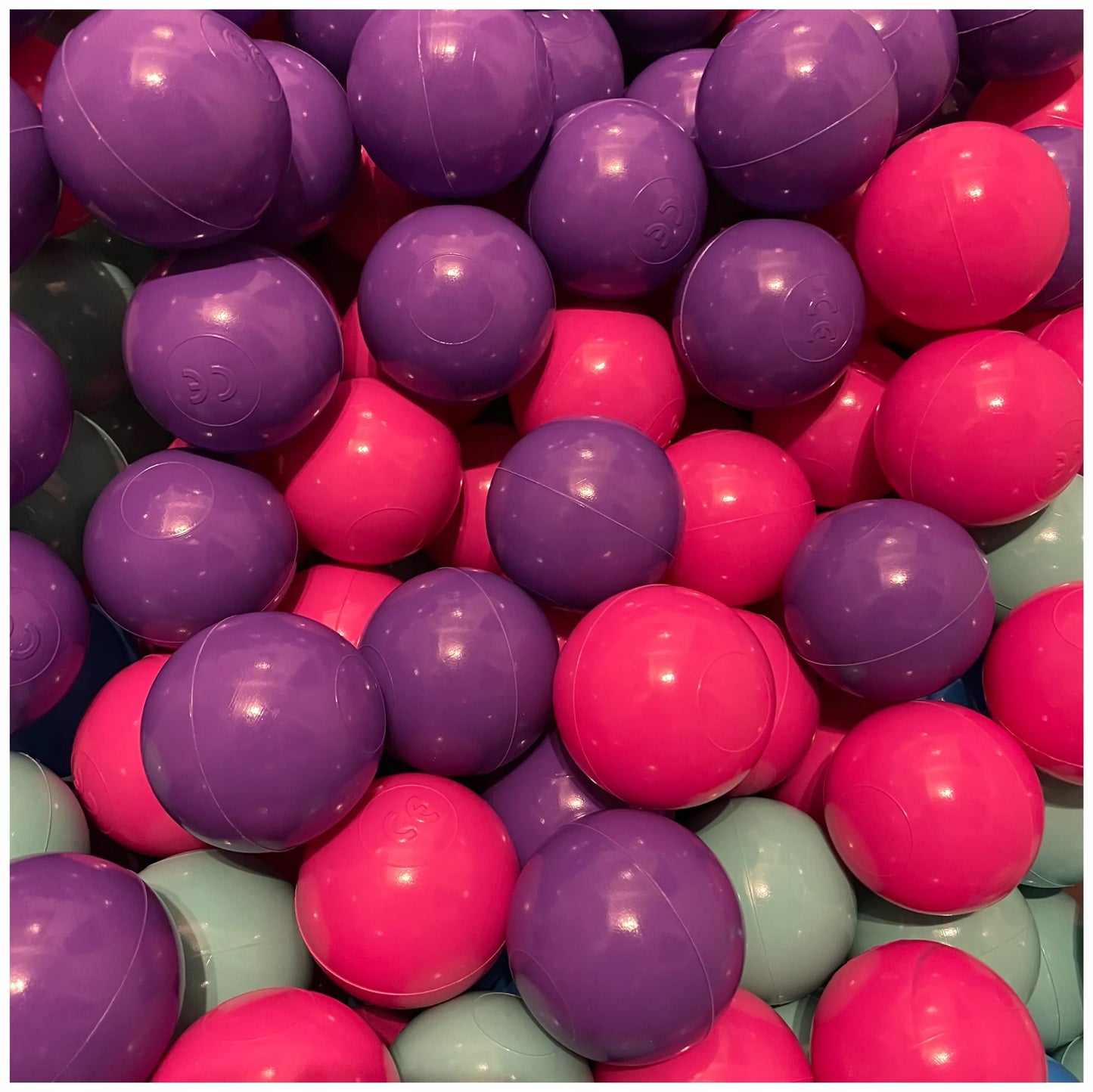 BubbleHuggle kamuoliukai – kamuoliai, kamuoliukai sausam baseinui, 200 vnt. (skersmuo 6 cm)