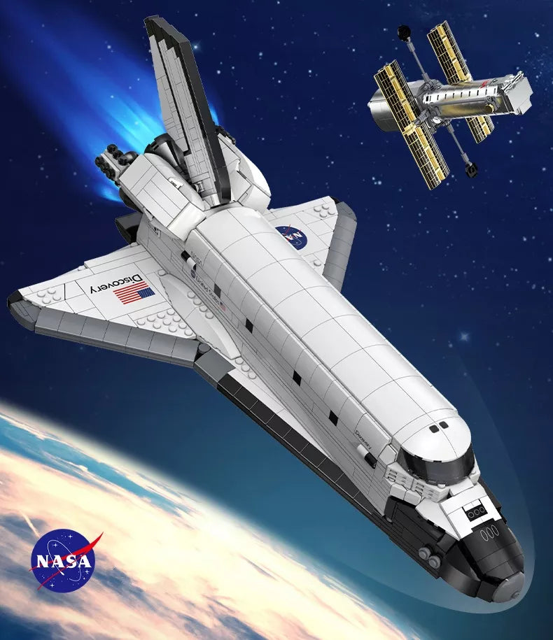 CaDA NASA erdvėlaivio Discovery modelio konstravimo rinkinys