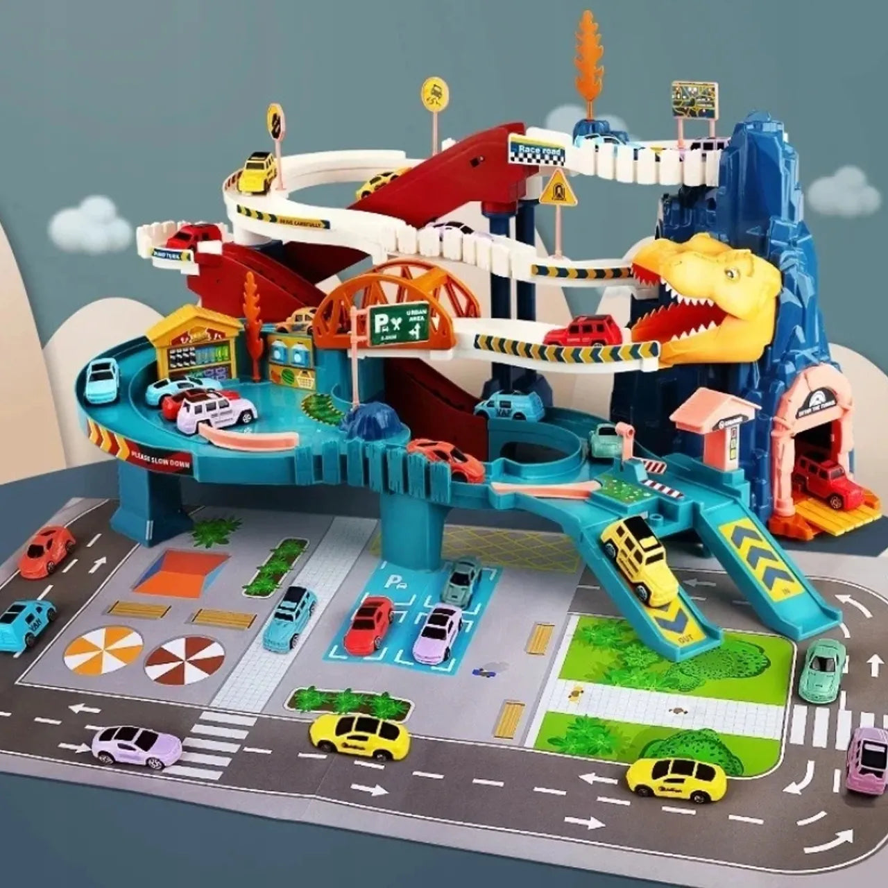 Čiuožykla, geležinkelis, lenktynių trasa, stovėjimo aikštelė, 4 automobiliai, elektrinis liftas, dinozauras