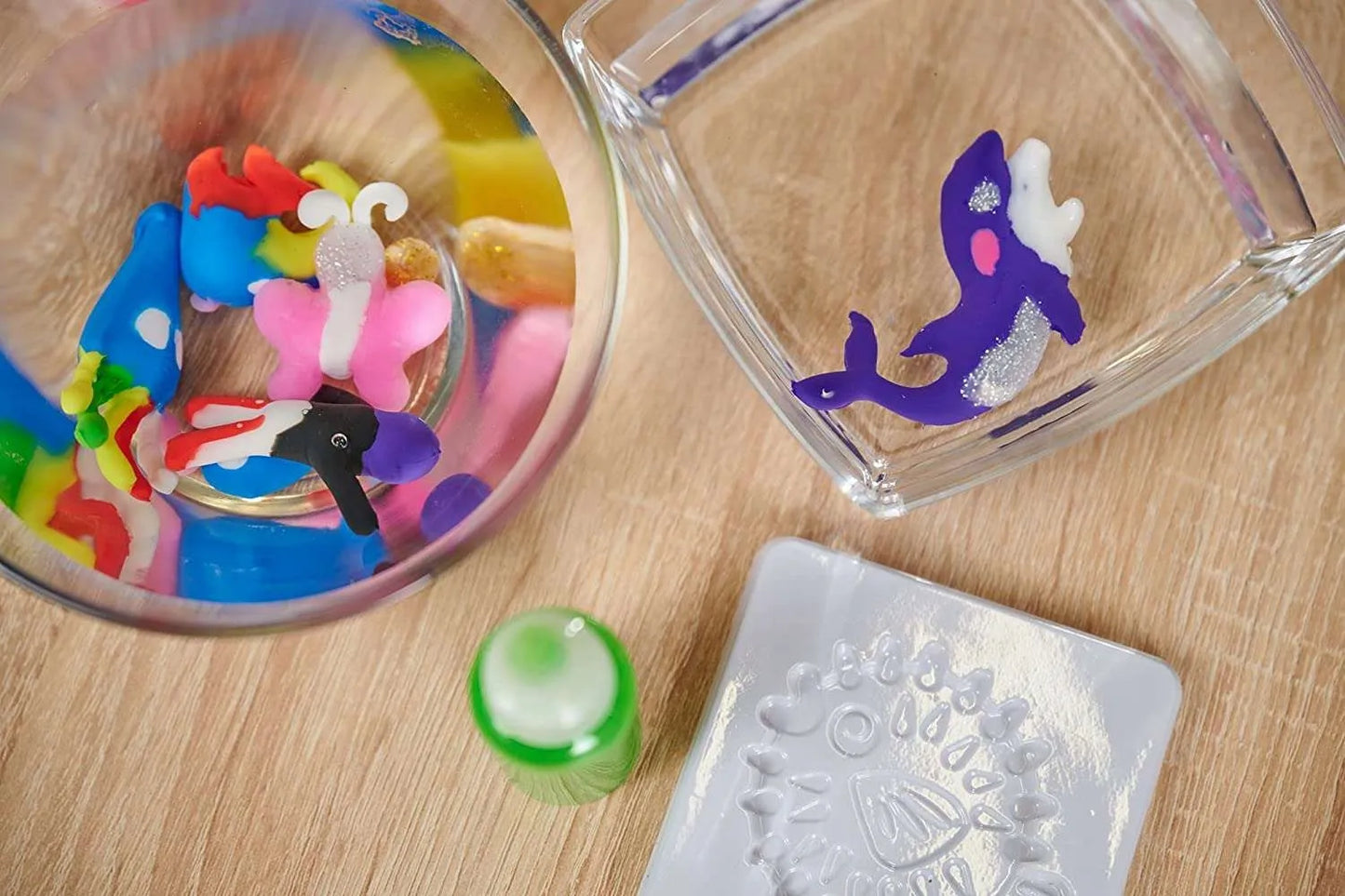 Didelis kūrybinis rinkinys Aqua Gelz Deluxe tamsoje šviečiantis UV žibintuvėlis