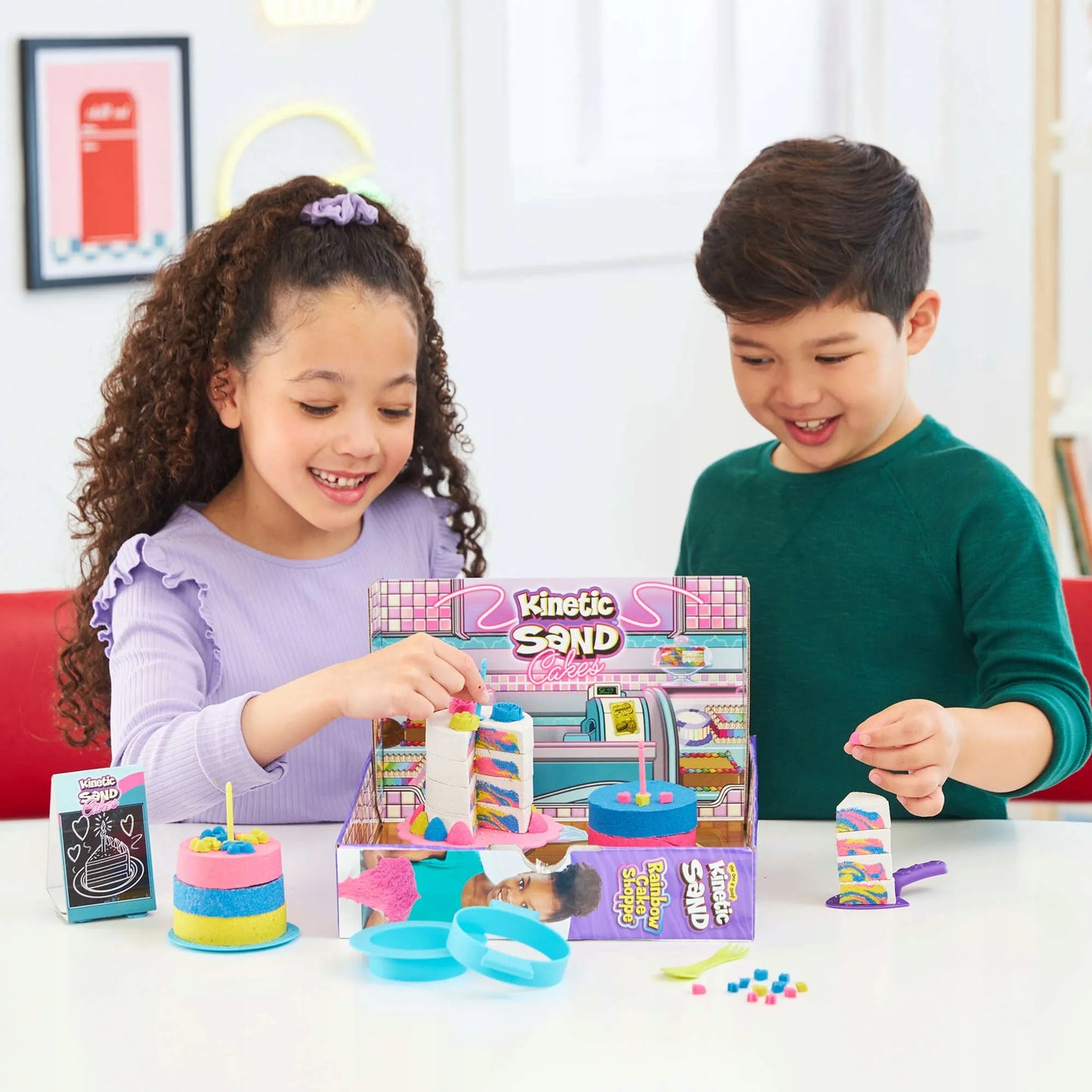KINETIC SAND konditerijos rinkinys pyragų ir tortų gamybai
