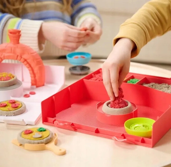 Kinetinio smėlio rinkinys picai gaminti su priedais Making Pizza Kinetic Sand