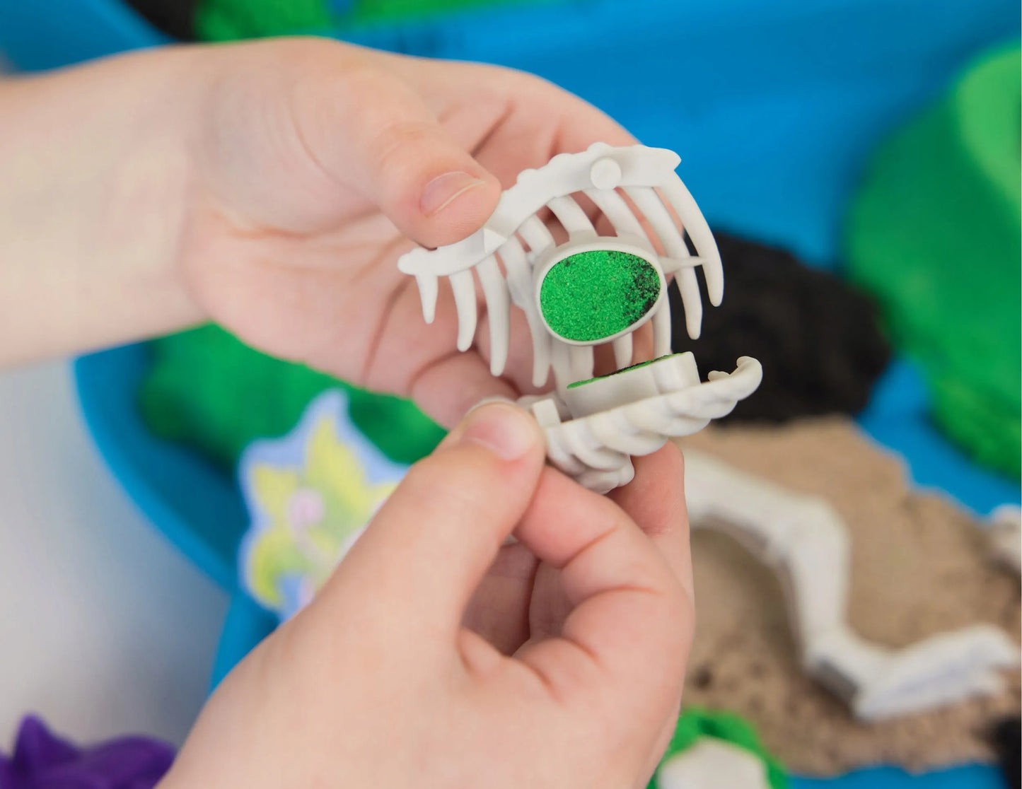 Kinetinis smėlis Dinozaurų kasinėjimai T-REX su skeletu ir priedais