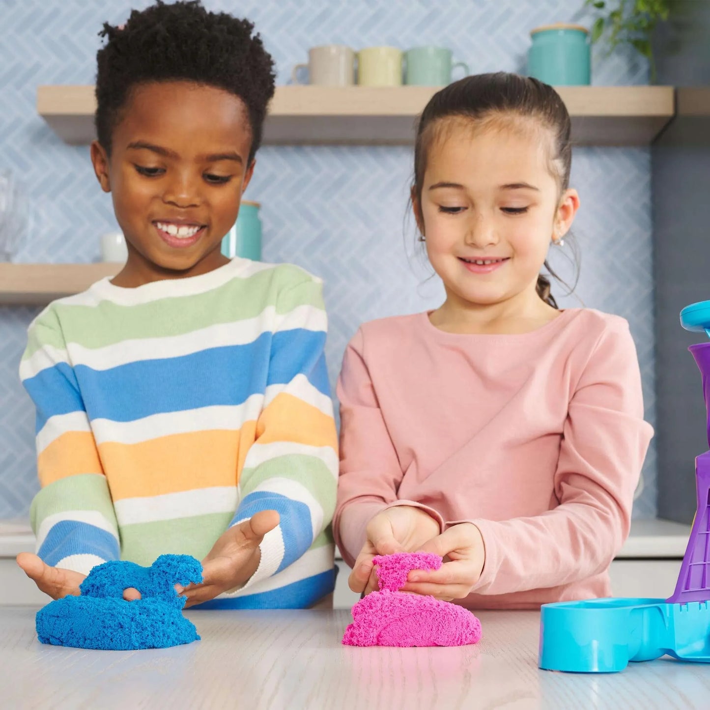 Kinetinis smėlis rinkinys KINETIC SAND ledų gaminimo mašina + priedai
