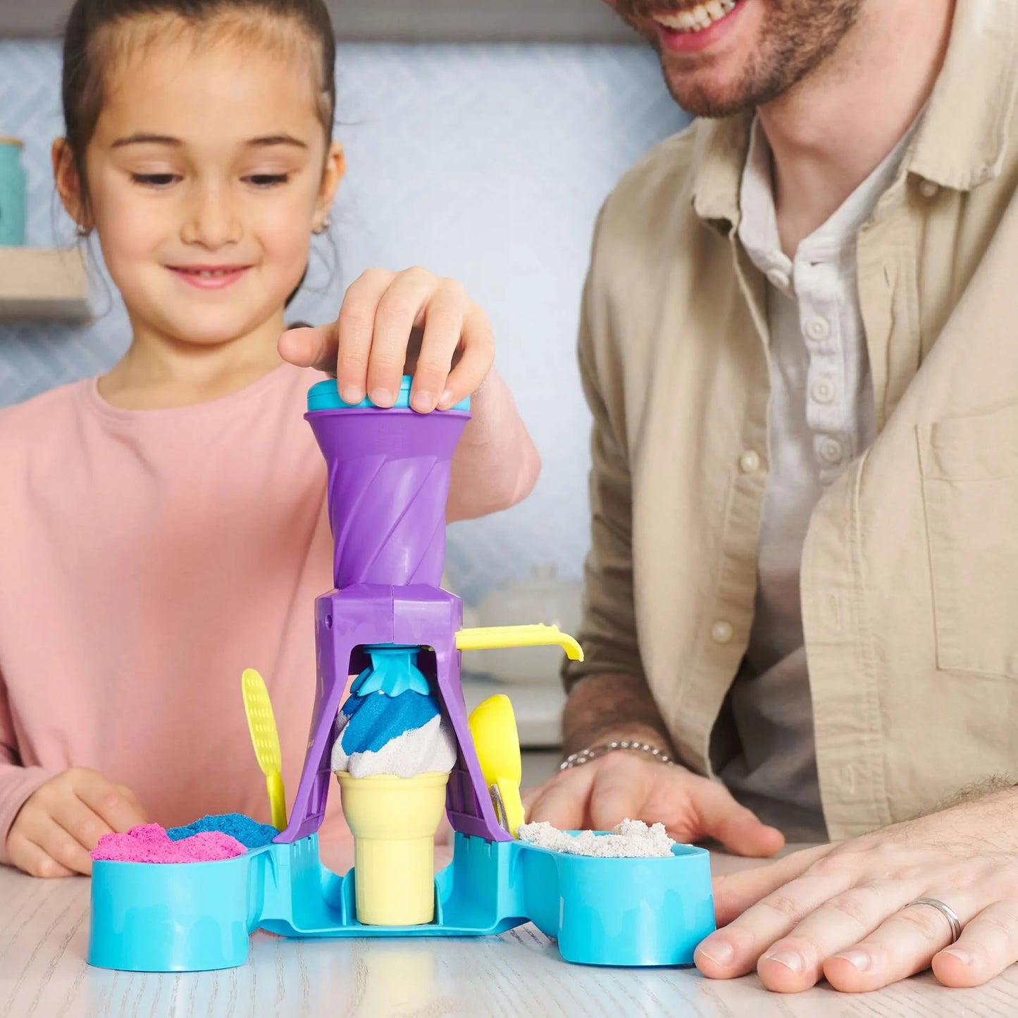 Kinetinis smėlis rinkinys KINETIC SAND ledų gaminimo mašina + priedai