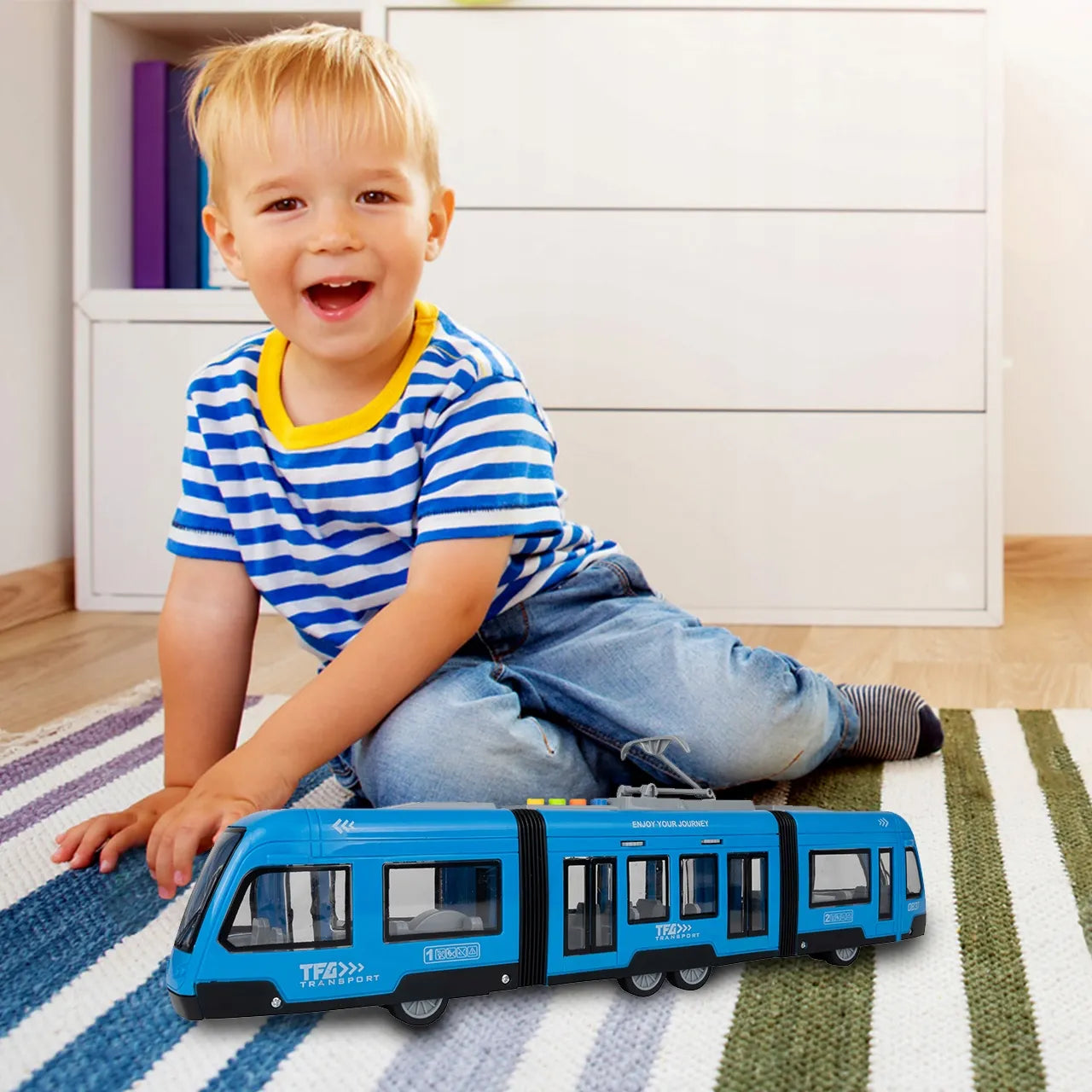 MalPlay tramvajus žaislas su garsais, šviesomis ir atidaromomis durimis