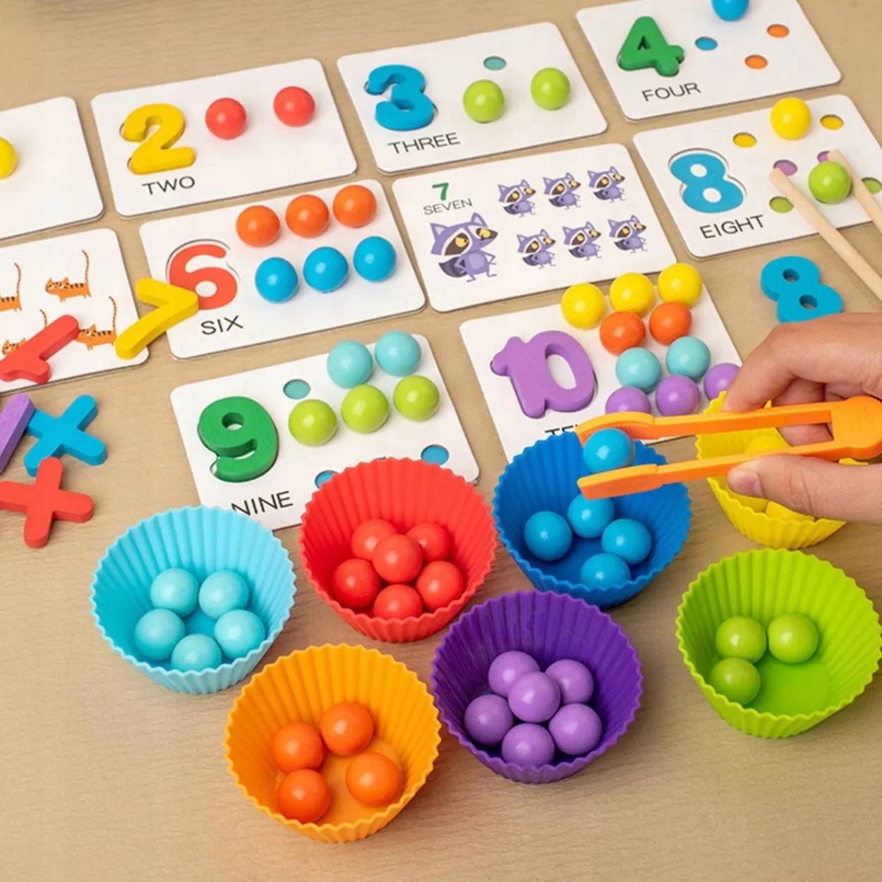 Montessori skaičiavimo ir aritmetikos mokymosi rinkinys vaikams su skaičiais ir rutuliukais