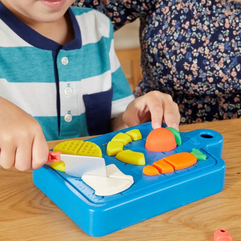 PLAY-DOH modelino rinkinys mažajam virtuvės šefui F6904