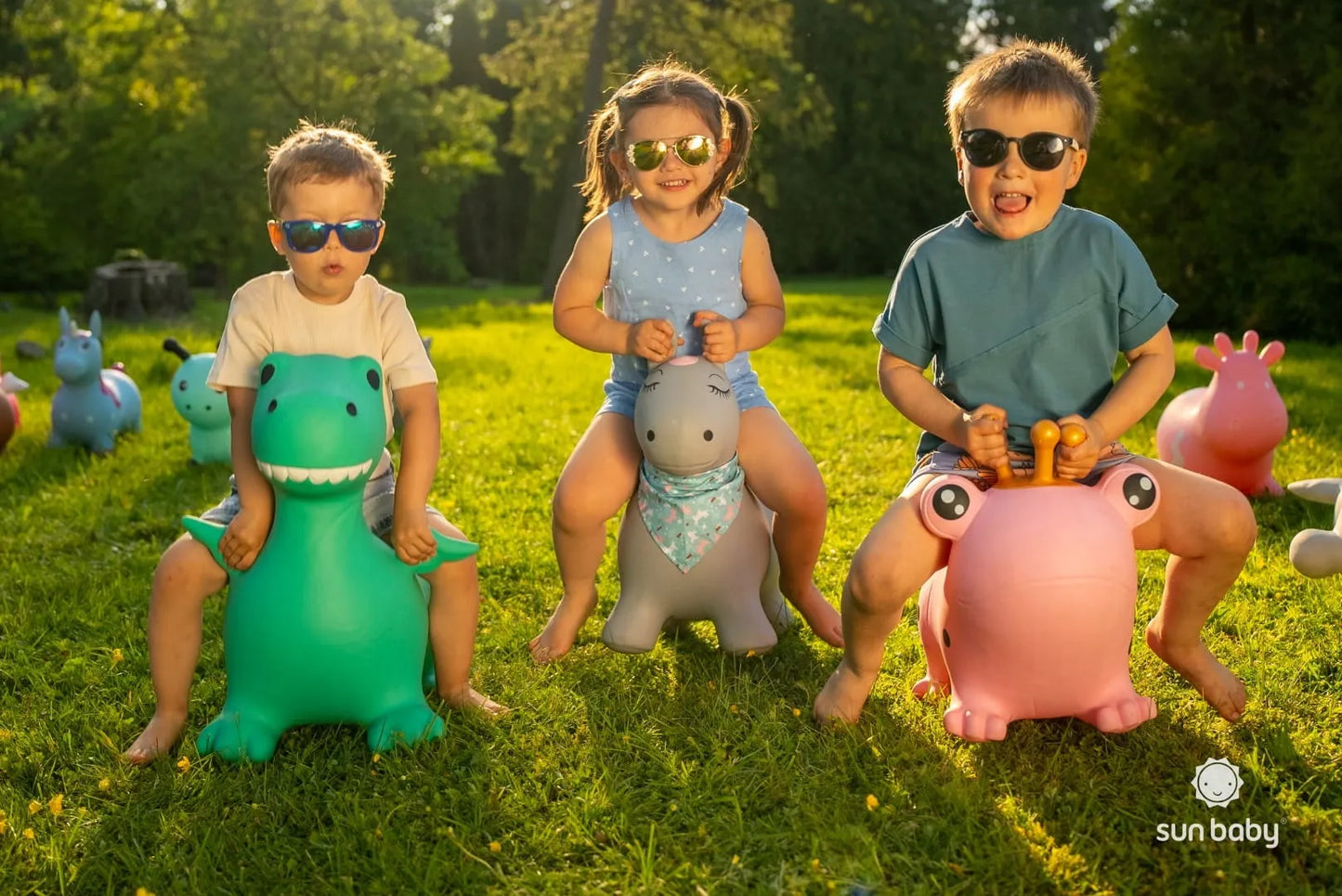 Sun Baby guminis šokliukas vaikams rožinė varlytė su pompa