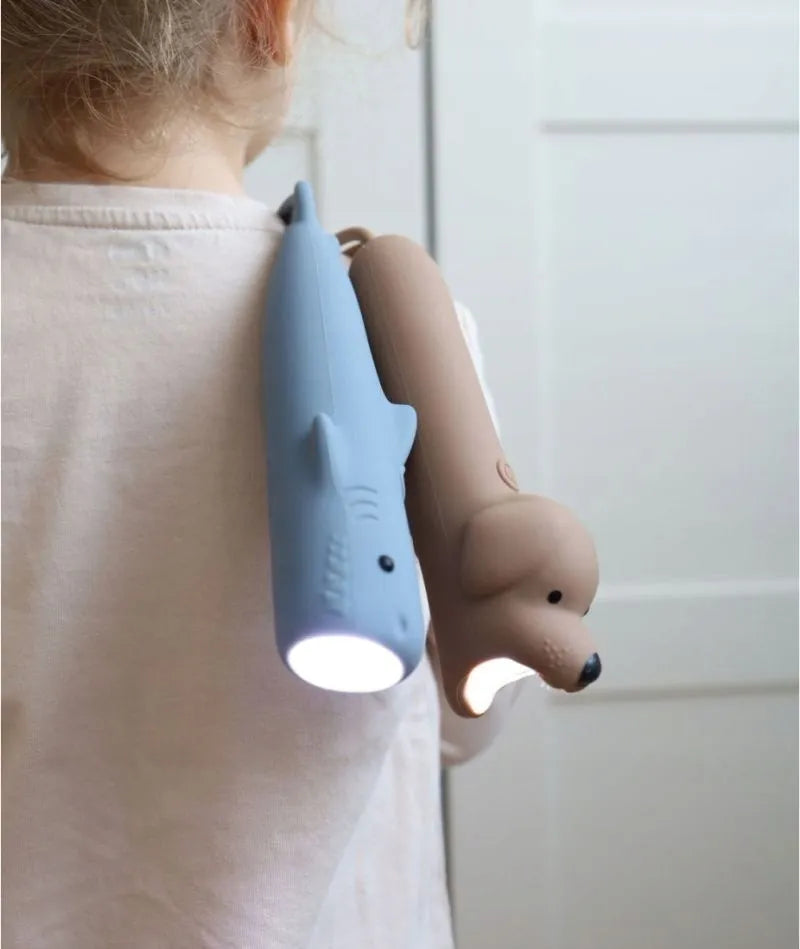 ŠUNIUKAS BUDDY žibintuvėlis-naktinė lemputė vaikams, silikoninis, USB-C, Rabbit & Friends