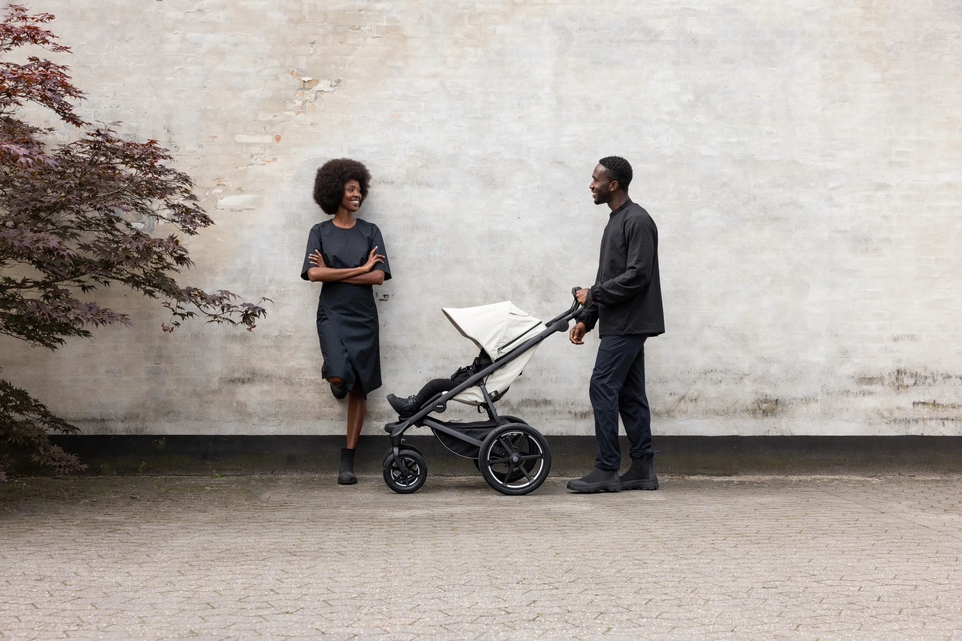 THULE URBAN GLIDE 4 sportinis visureigis vežimėlis su magnetine sagtimi