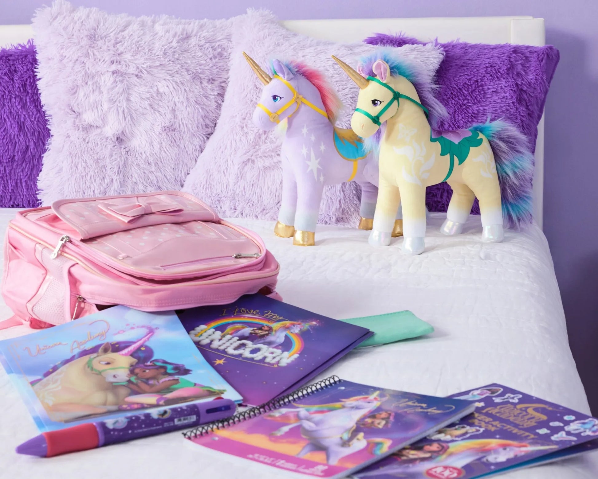 UNICORN ACADEMY LEAF PLIŠINIS VIENARAGIS 38 CM