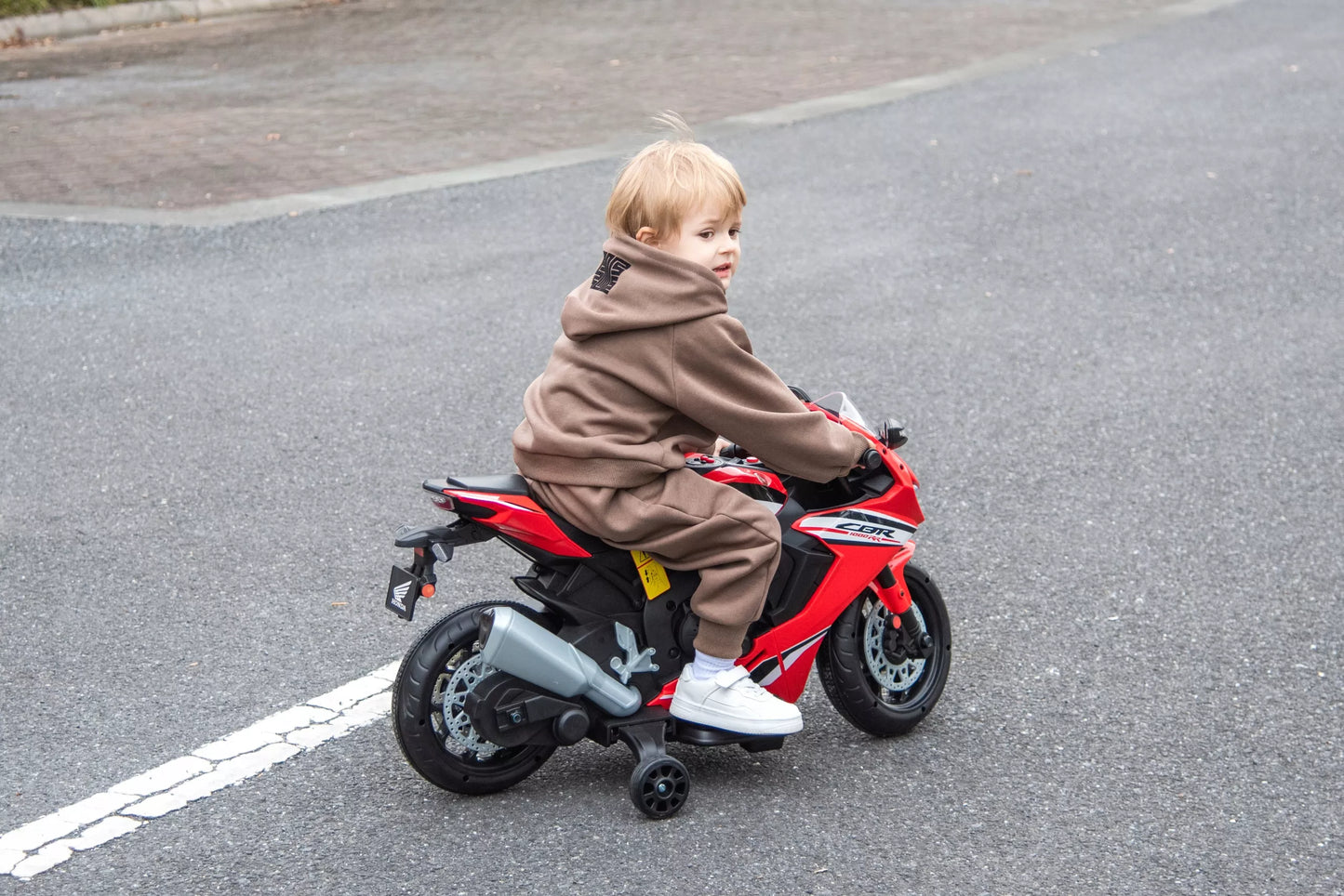 Vaikiškas akumuliatorinis motociklas Honda CBR – raudonas